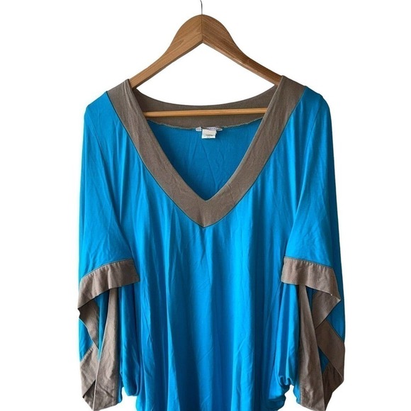 Trina Turk Size M Blue and Tan Choir Sleeve Modal Tunic Top Or Mini Dress - Picture 2 of 5